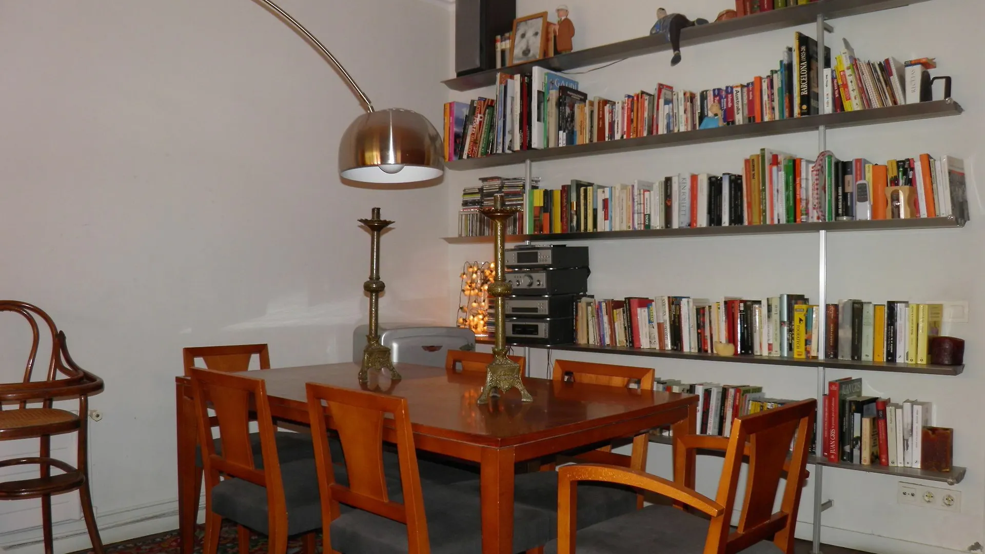 Suitur Courtyard Apartment Barcelona Spain