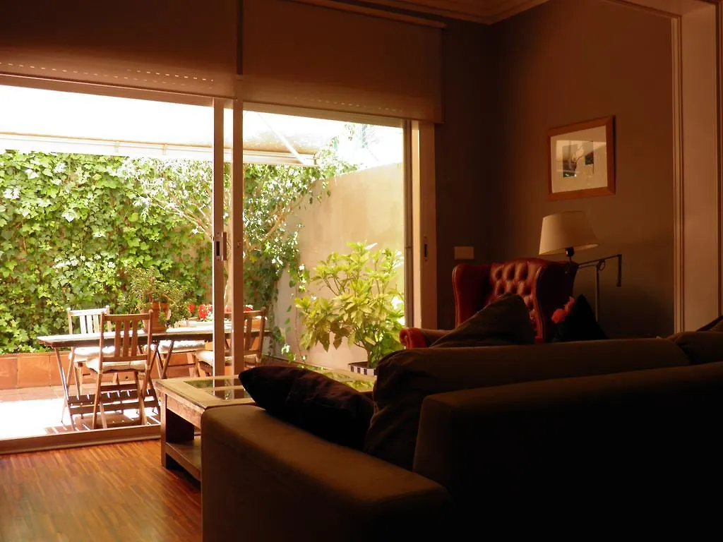 Suitur Courtyard Apartment Barcelona 0*,